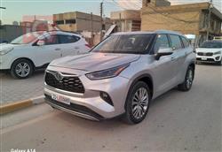 تۆیۆتا هایلاندەر